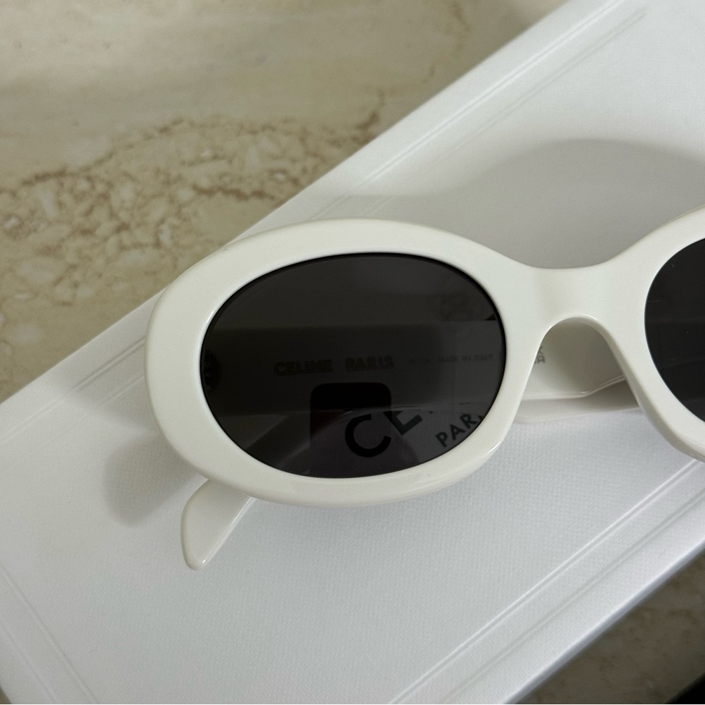 New! Celine Sunglasses, CL40194U 25A, oval, Triomphe, Authentic - Picture 3 of 13